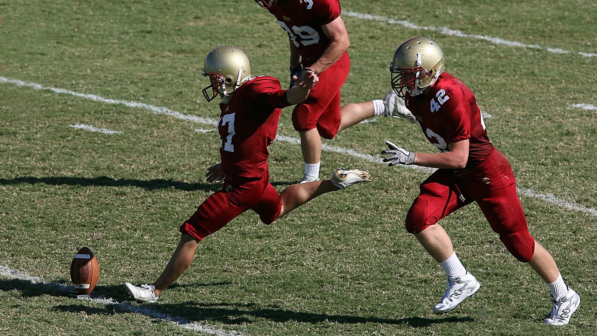 爱爱游戏-国足门将扑点成比赛最大功臣，国足门将训练